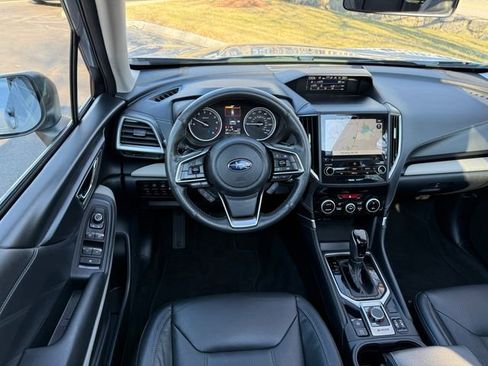 Used 2023 Subaru Forester Limited image 6