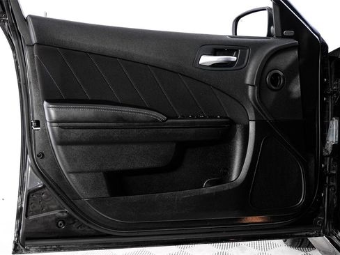 Used 2021 Dodge Charger R/T w/ Blacktop Package image 43