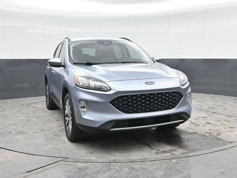Used 2022 Ford Escape Titanium AWD/4WD image 6