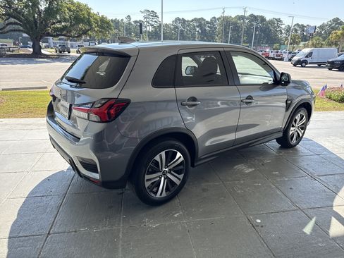 Used 2025 Mitsubishi Outlander Sport ES AWD/4WD image 12