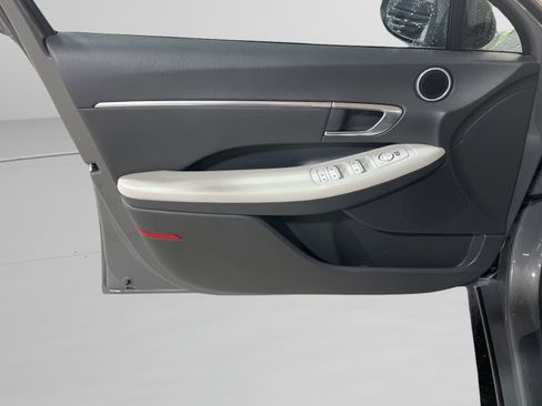 Used 2023 Hyundai Sonata SEL image 13