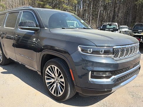 Certified 2025 Jeep Grand Wagoneer 4WD image 5
