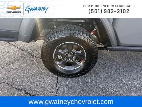 Used 2022 Jeep Gladiator Rubicon image 11