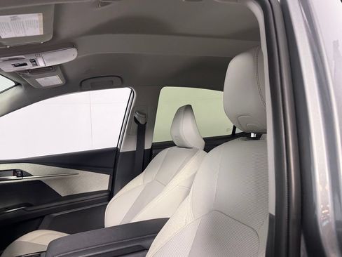 Used 2026 Toyota Camry XLE FWD image 24