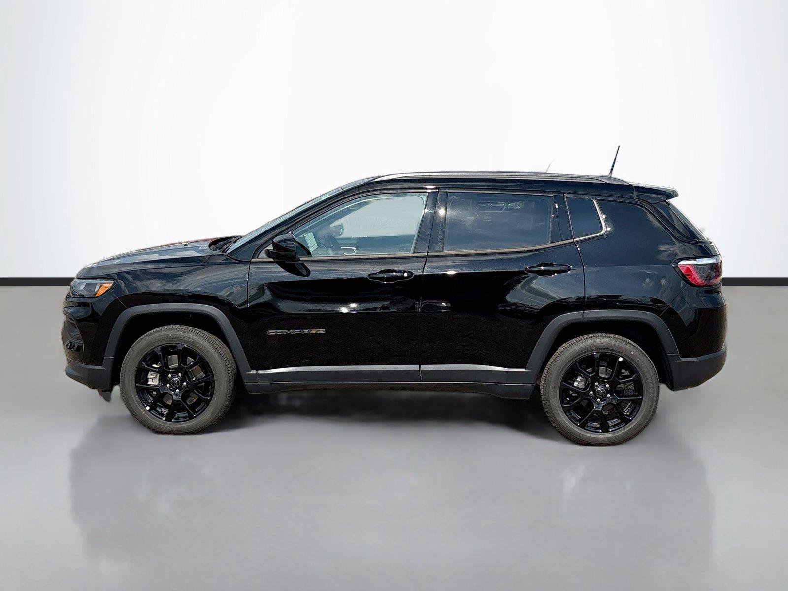 New 2026 Jeep Compass Latitude AWD/4WD image 8