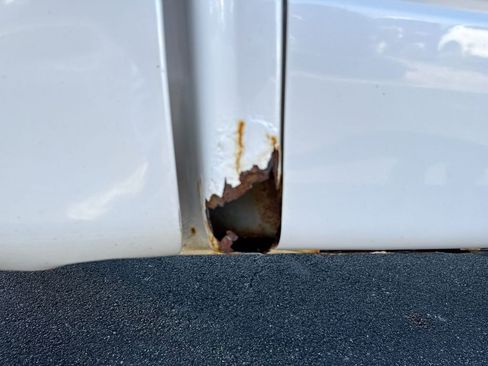 Used 2011 Ford F150 Lariat Limited image 32