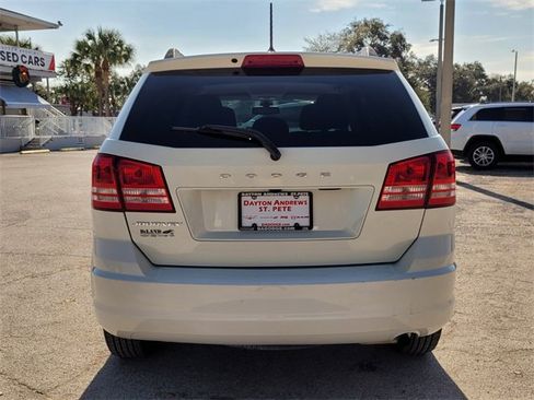 Certified 2018 Dodge Journey SE image 8