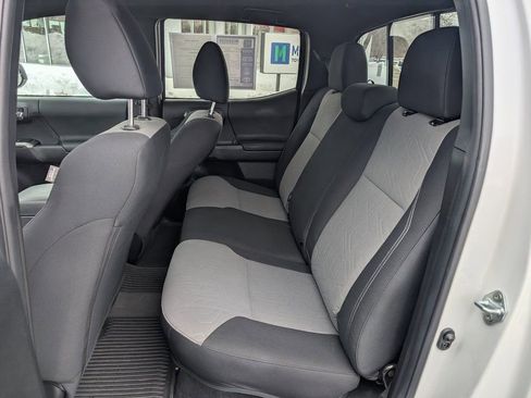 Used 2023 Toyota Tacoma TRD Sport AWD/4WD image 18