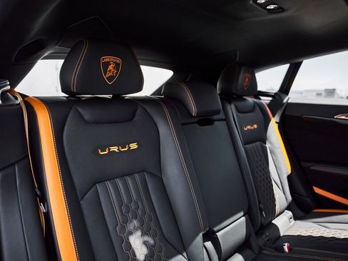 Used 2023 Lamborghini Urus Performante AWD/4WD image 53