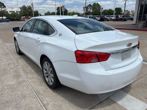 Used 2017 Chevrolet Impala LT FWD image 10