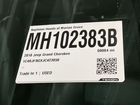 Used 2018 Jeep Grand Cherokee Limited AWD/4WD image 34