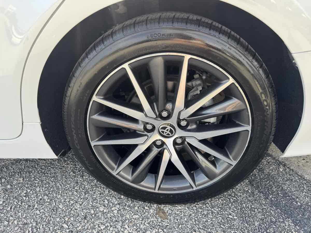 Used 2022 Toyota Camry XLE FWD image 35