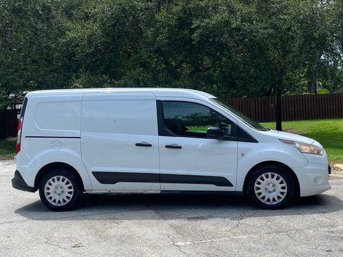 Used 2018 Ford Transit Connect XLT FWD image 8