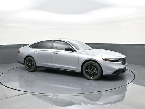 New 2025 Honda Accord SE image 14