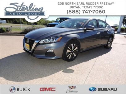 Used 2021 Nissan Altima 2.5 SV