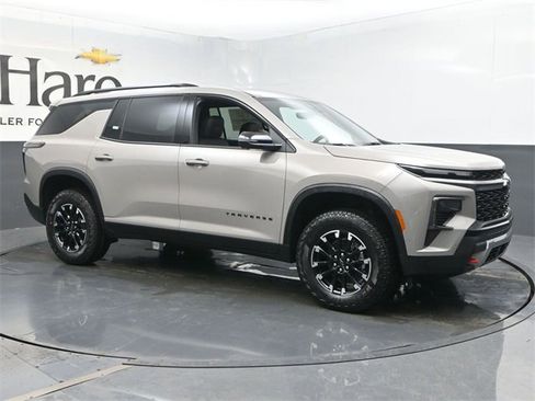 New 2026 Chevrolet Traverse Z71 w/ Enhanced Driving Package image 6