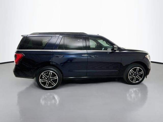 Used 2021 Ford Expedition Limited AWD/4WD image 8