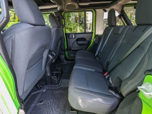 Used 2025 Jeep Wrangler Unlimited Sport AWD/4WD image 26