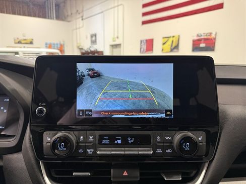 Used 2026 Toyota Grand Highlander AWD Hybrid image 23