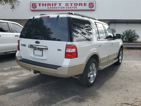 Used 2010 Ford Expedition Eddie Bauer image 7
