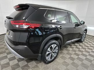 Used 2021 Nissan Rogue SV FWD video 3