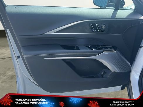 Certified 2025 Cadillac Lyriq Luxury AWD/4WD image 10