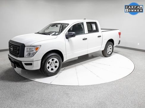 Used 2023 Nissan Titan S image 31