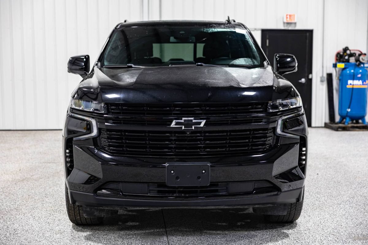 Used 2024 Chevrolet Tahoe RST w/ Luxury Package RWD image 8