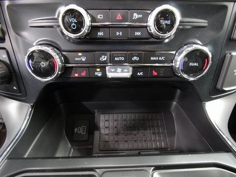 New 2025 Ford F150 XLT w/ Equipment Group 302A MID image 28