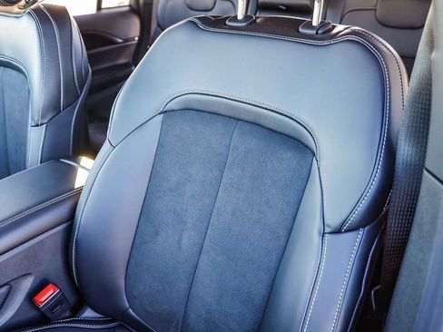 New 2025 Jeep Grand Cherokee Altitude image 26