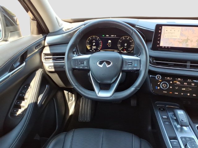 Certified 2026 INFINITI QX60 Luxe w/ Cargo Package AWD/4WD image 32
