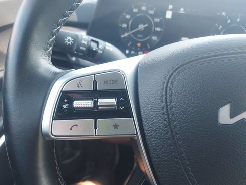 Used 2025 Kia Telluride SX X-Line AWD/4WD image 23