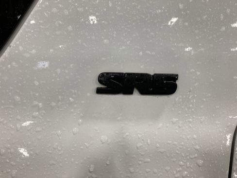 Used 2021 Toyota 4Runner SR5 AWD/4WD image 9