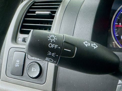 Used 2011 Honda CR-V LX image 13