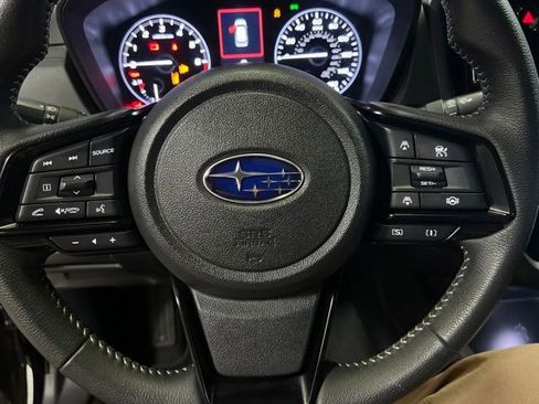 Used 2025 Subaru Forester Premium AWD/4WD image 38