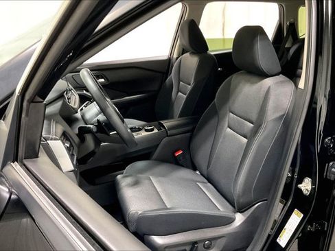 Used 2024 Nissan Rogue SV AWD/4WD image 25