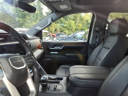 Used 2024 GMC Sierra 1500 Denali w/ Denali Reserve Package AWD/4WD image 6