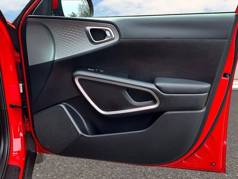 Used 2024 Kia Soul LX w/ Option Group 015 image 20