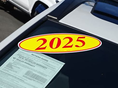 Certified 2025 Toyota Corolla Cross XLE w/ Convenience Package FWD image 6