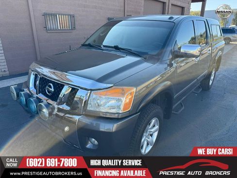 Used 2009 Nissan Titan LE w/ LE Max Utility Pkg image 4