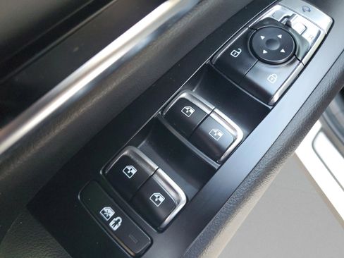 Certified 2022 Kia Telluride SX w/ SX Prestige Package image 15