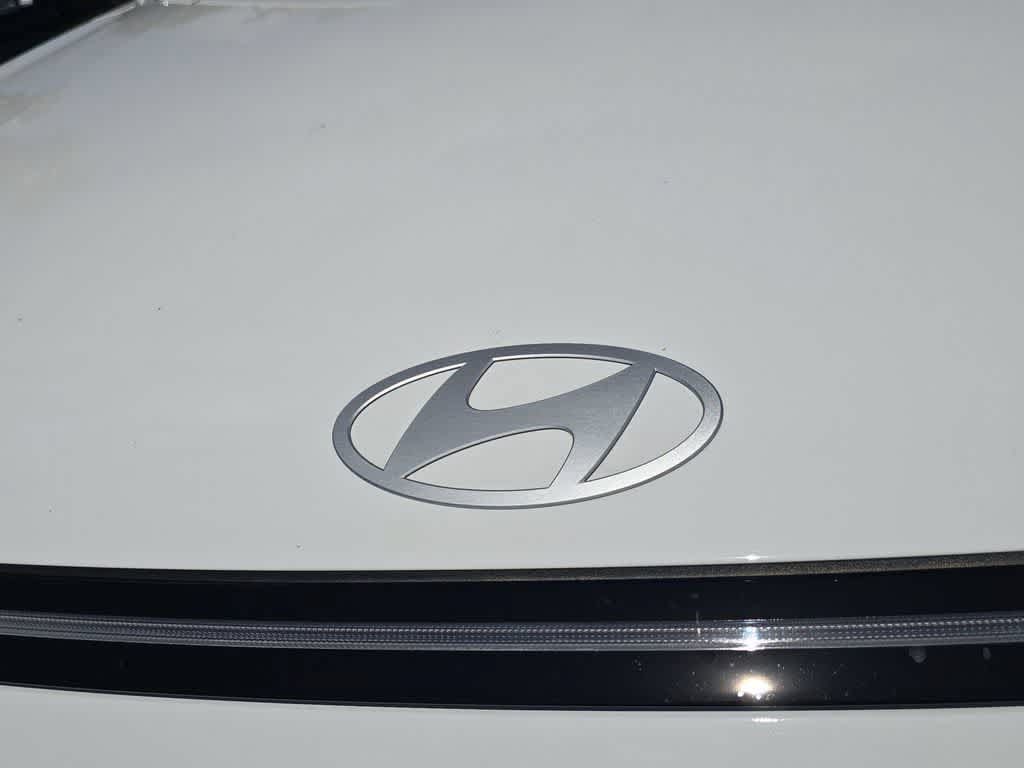 New 2026 Hyundai Kona SEL Premium FWD image 12