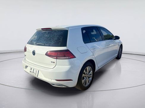 Used 2018 Volkswagen Golf SE FWD image 3