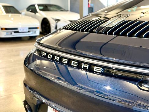 Used 2020 Porsche 911 Carrera 4S image 21