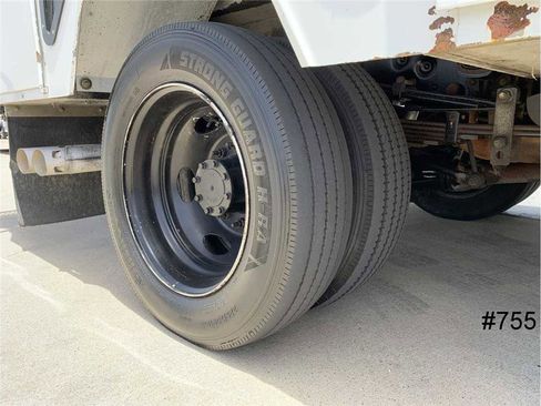 Used 2016 Ford F550 4x4 SuperCab Super Duty image 27