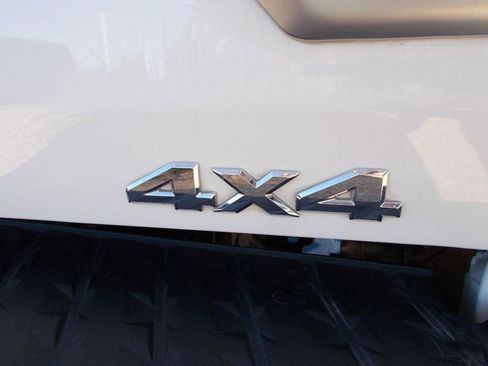 Used 2023 Nissan Titan Platinum Reserve w/ Moonroof Package image 10