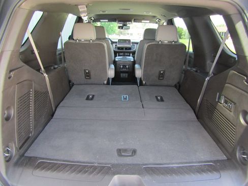 Used 2021 GMC Yukon SLT w/ SLT Luxury Package AWD/4WD image 39