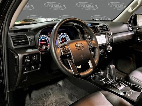 Used 2016 Toyota 4Runner Trail Premium image 18