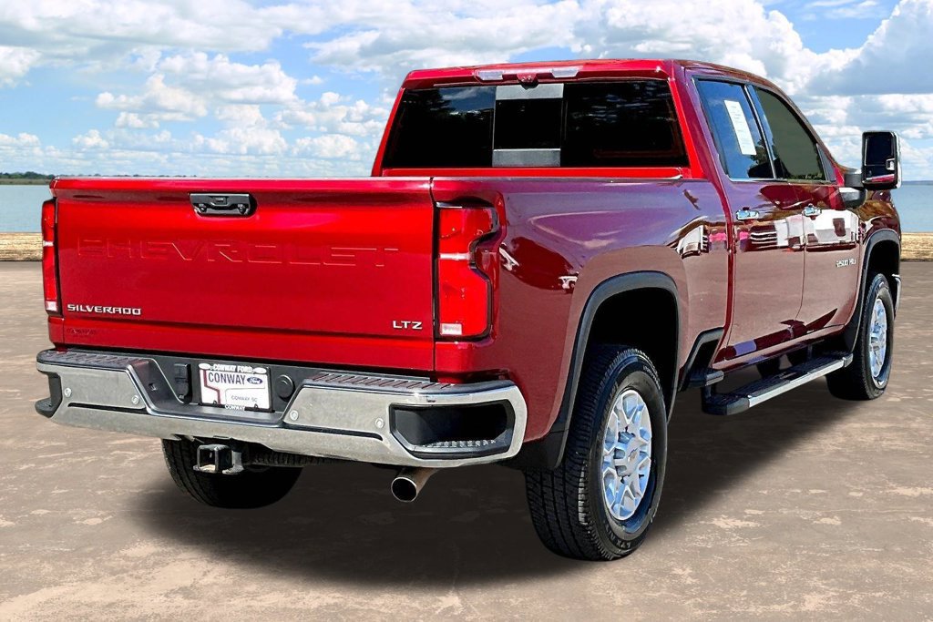 Used 2024 Chevrolet Silverado 2500 LTZ w/ LTZ Premium Package AWD/4WD image 8