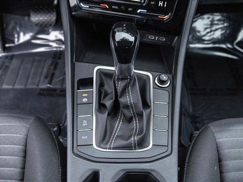 Used 2025 Volkswagen Jetta S image 17